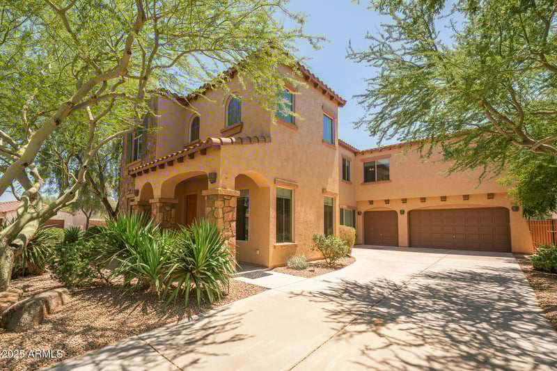 8337 Lariat Ln, Peoria, AZ 85383