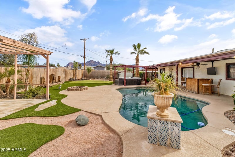 834 Granada Ave, Apache Junction, AZ 85119