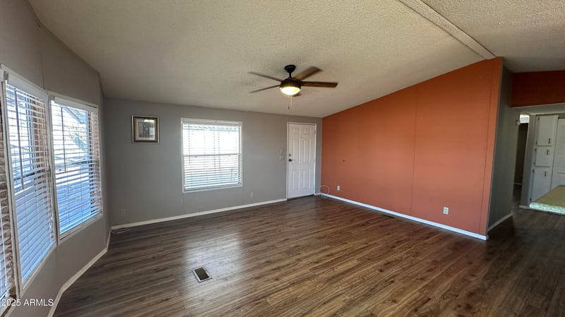 834 Meridian Rd #105, Apache Junction, AZ 85120
