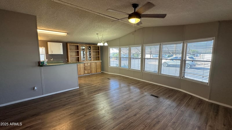 834 Meridian Rd #105, Apache Junction, AZ 85120