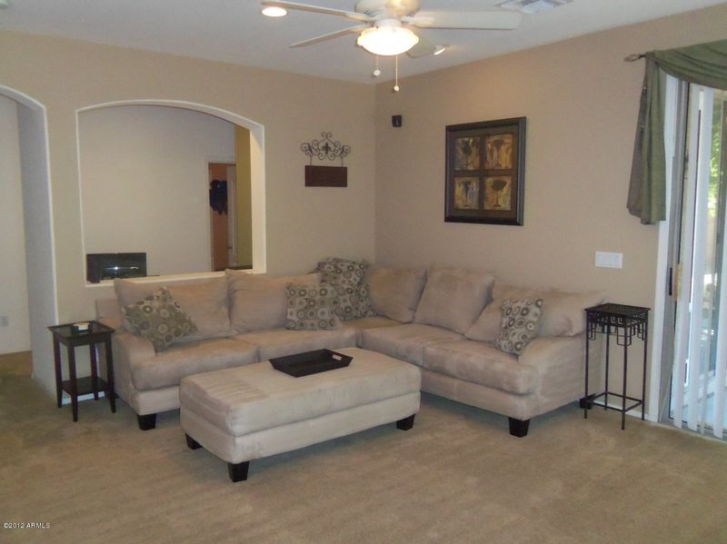 834 S Roca Ct, Gilbert, AZ 85296