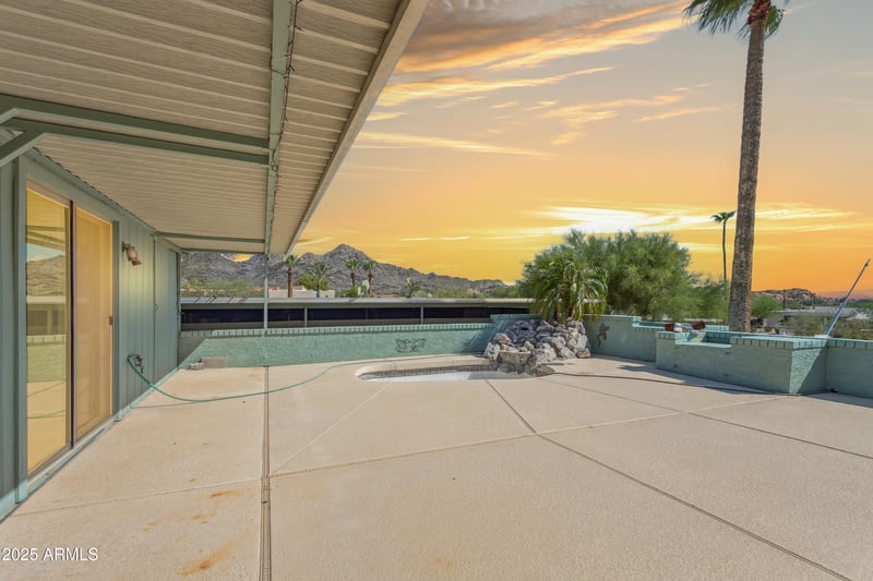 8340 16th St, Phoenix, AZ 85020