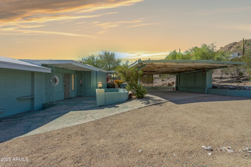 8340 16th St, Phoenix, AZ 85020
