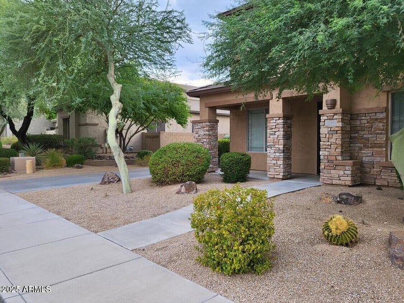 8340 Staghorn Rd, Peoria, AZ 85383