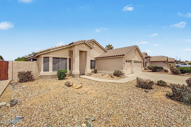 8340 W Stella Way, Glendale, AZ 85305