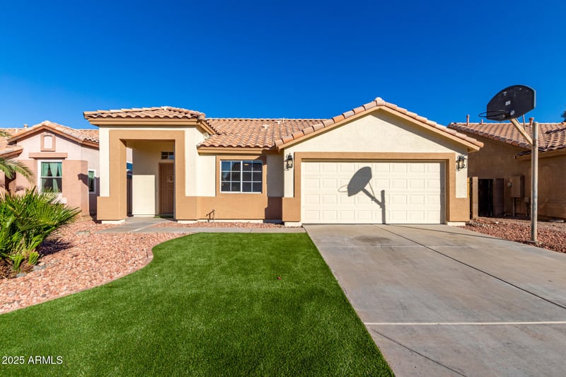 8342 Hubbell St, Phoenix, AZ 85037