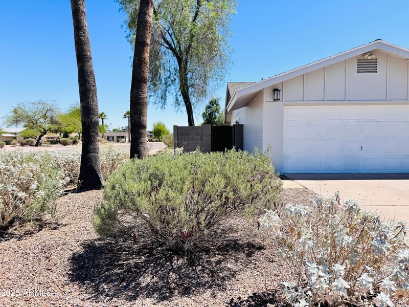 8343 Edward Ave, Scottsdale, AZ 85250