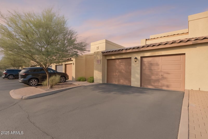 8344 21st Dr #I105, Phoenix, AZ 85021