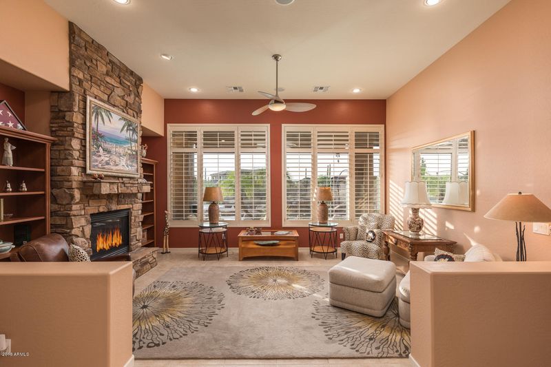 8344 E Twisted Leaf Dr, Gold Canyon, AZ 85118