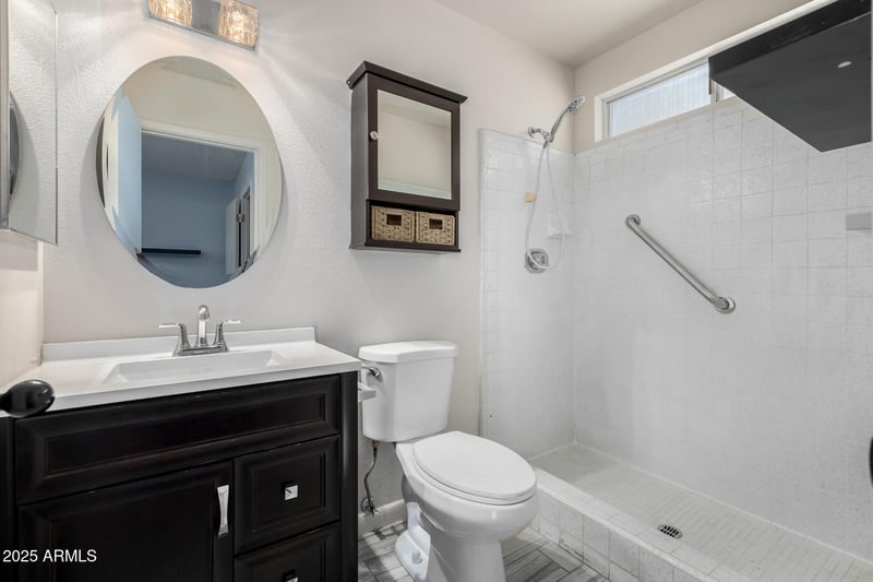 8344 Fay Ave, Mesa, AZ 85208