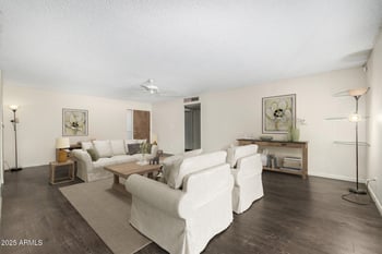 8344 Fay Ave, Mesa, AZ 85208