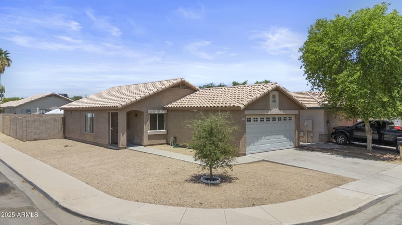 8344 Highland Ave, Phoenix, AZ 85037