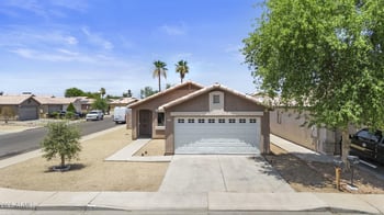 8344 Highland Ave, Phoenix, AZ 85037