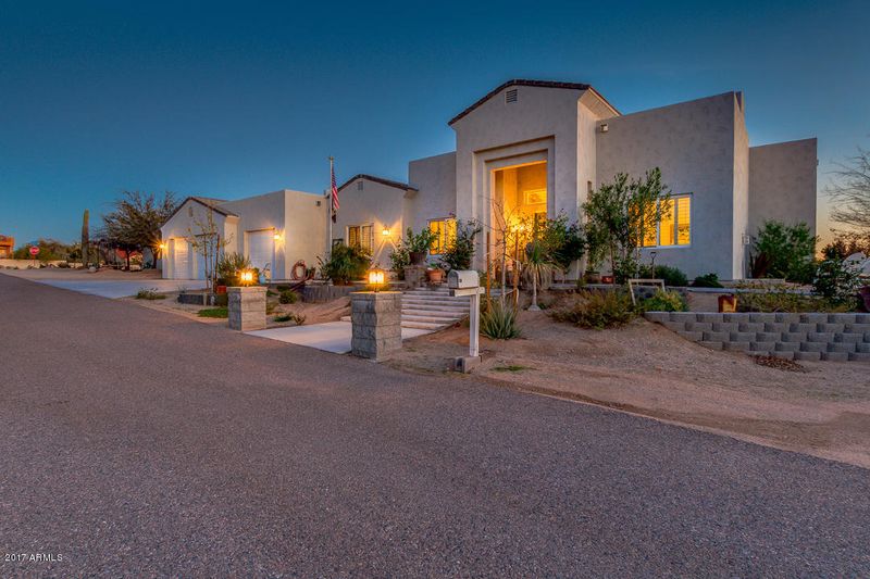8345 E Odessa St, Mesa, AZ 85207