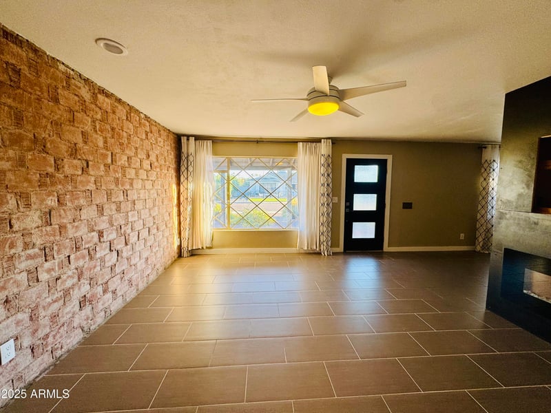 8348 Sells Dr, Scottsdale, AZ 85251