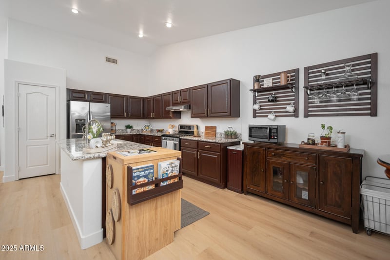 835 Beechnut Dr, Chandler, AZ 85248
