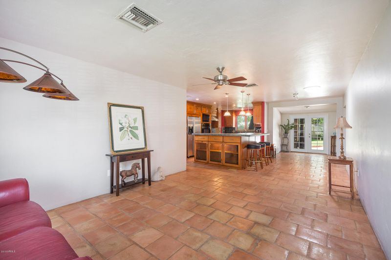 835 E Sierra Vista Dr, Phoenix, AZ 85014