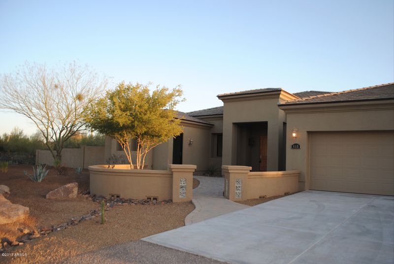 835 E Tanya Rd, Phoenix, AZ 85086