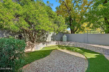 8351 Homestead Ln, Tempe, AZ 85284