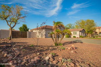 8352 San Juan Ave, Glendale, AZ 85305