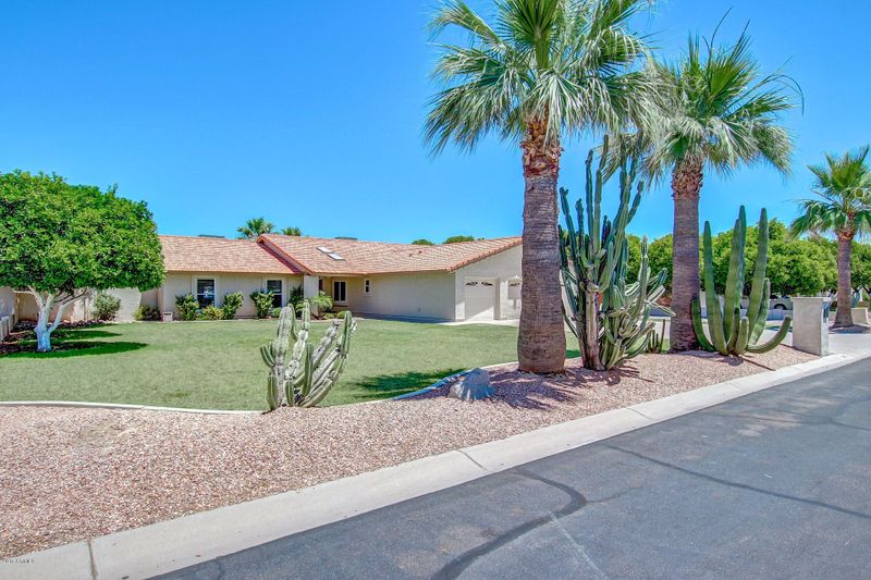 8352 W Via Montoya Dr, Peoria, AZ 85383