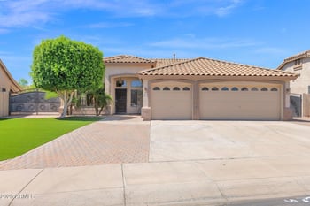 8354 Marlette Ave, Glendale, AZ 85305
