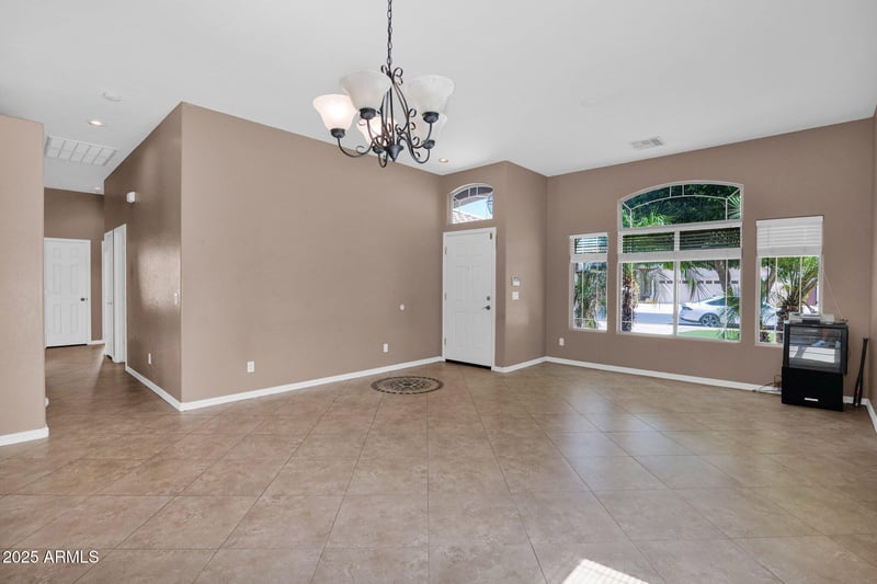 8354 Marlette Ave, Glendale, AZ 85305