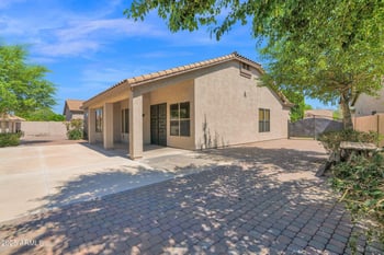 8354 Marlette Ave, Glendale, AZ 85305