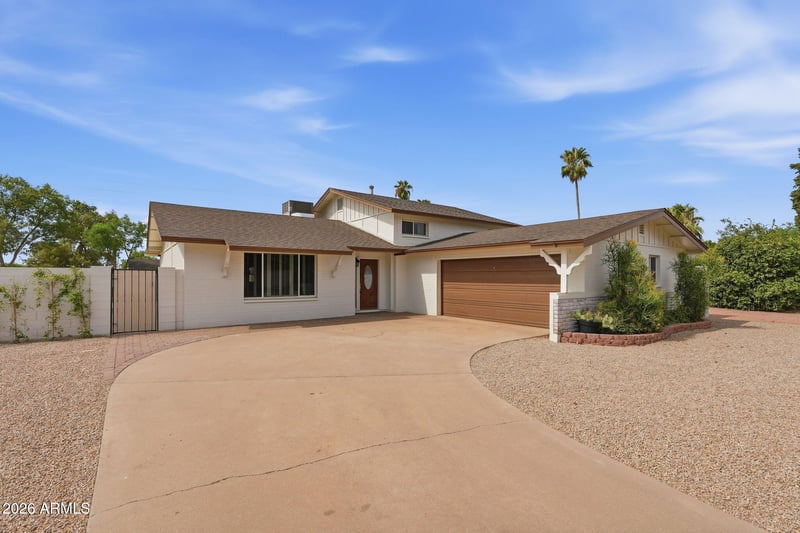 8355 E Stella Ln, Scottsdale, AZ 85250