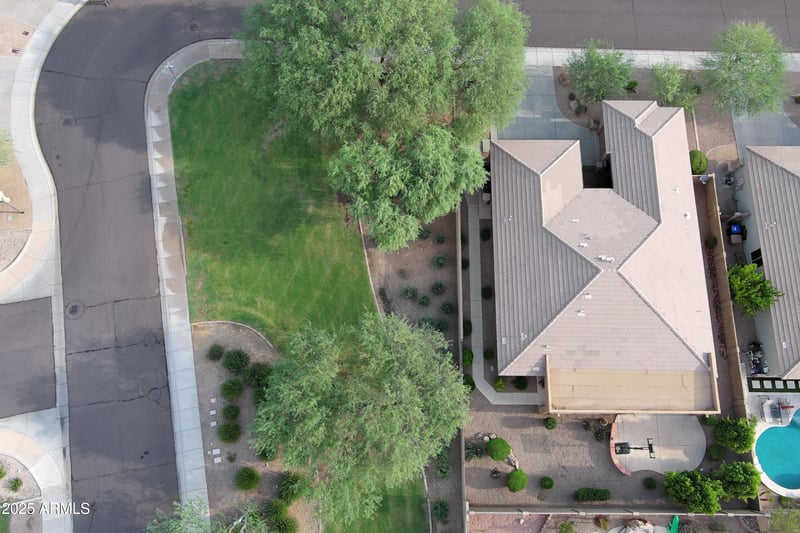 8357 Staghorn Rd, Peoria, AZ 85383
