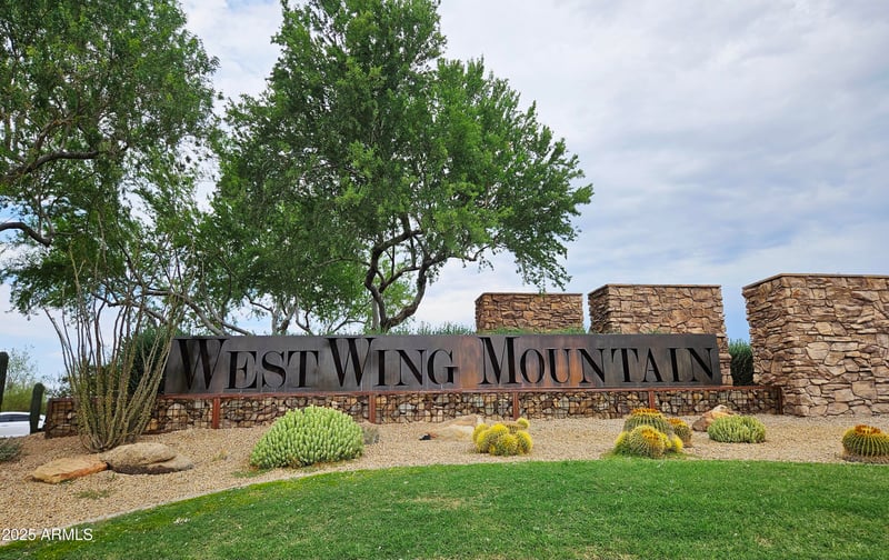 8357 Staghorn Rd, Peoria, AZ 85383