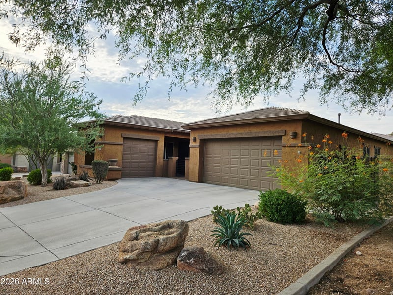 8357 Staghorn Rd, Peoria, AZ 85383