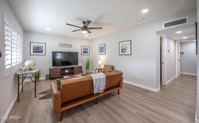 836 E Maryland Ave, Phoenix, AZ 85014