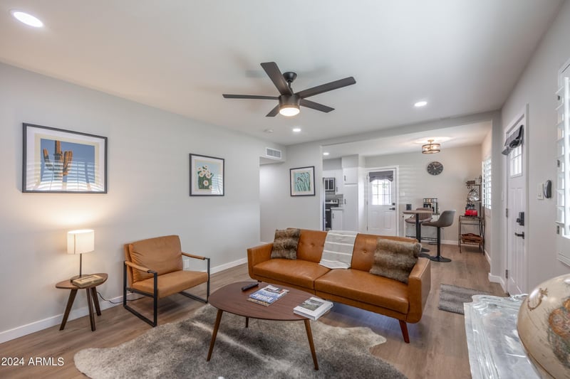 836 E Maryland Ave, Phoenix, AZ 85014