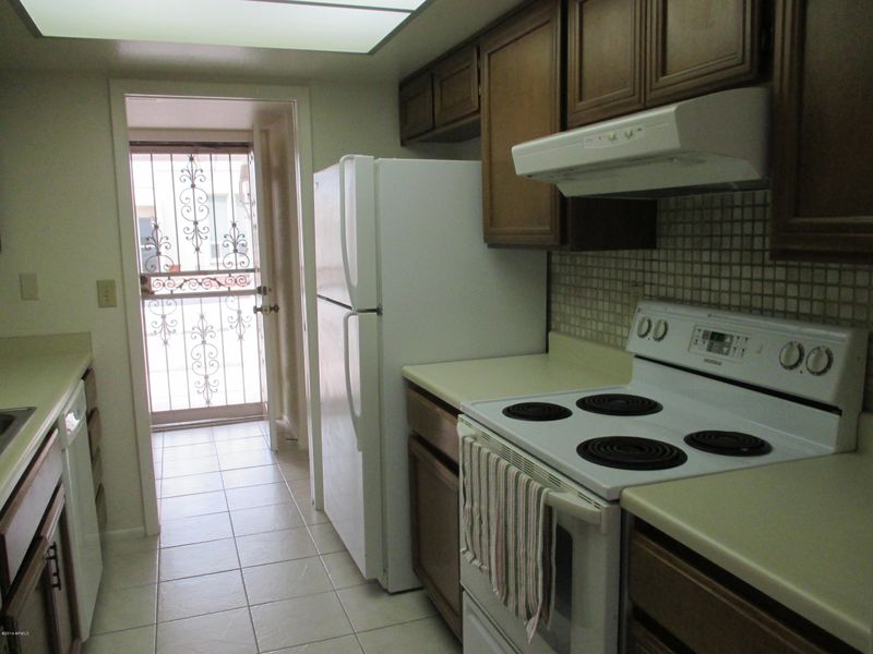 836 E Villa Rita Dr, Phoenix, AZ 85022