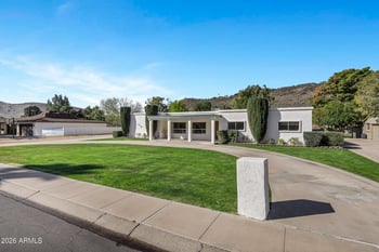 836 Moon Valley Dr, Phoenix, AZ 85023