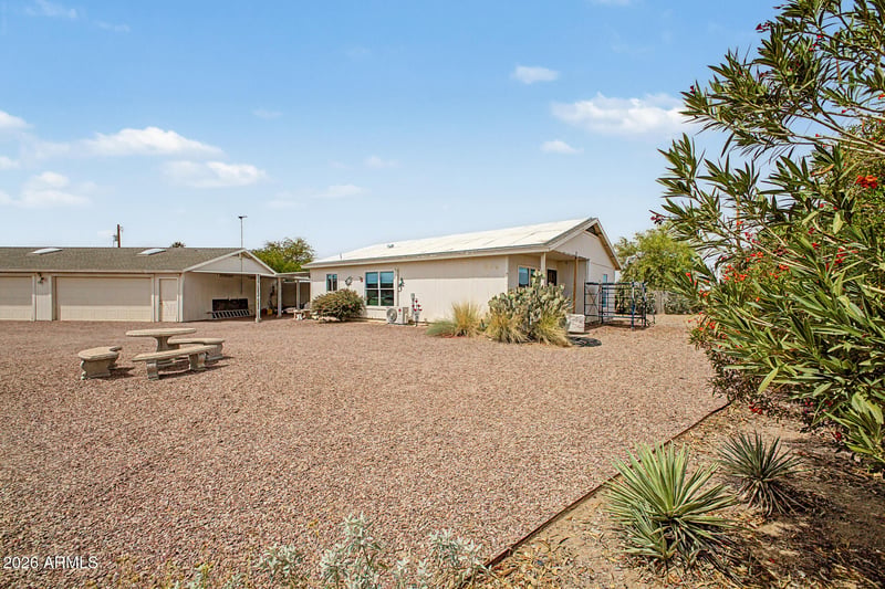 836 Royal Palm Rd, Apache Junction, AZ 85119