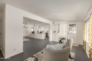 836 Saranac Ave, Mesa, AZ 85208