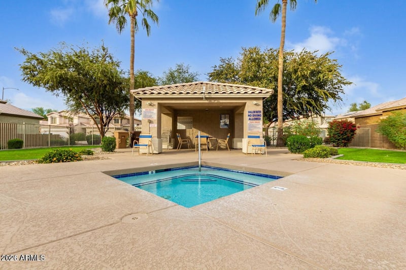 8361 W Salter Dr, Peoria, AZ 85382
