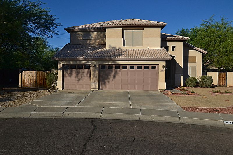 8362 W Shaw Butte Dr, Peoria, AZ 85345