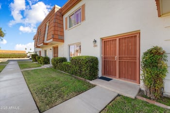 8363 Indian School Rd, Scottsdale, AZ 85251