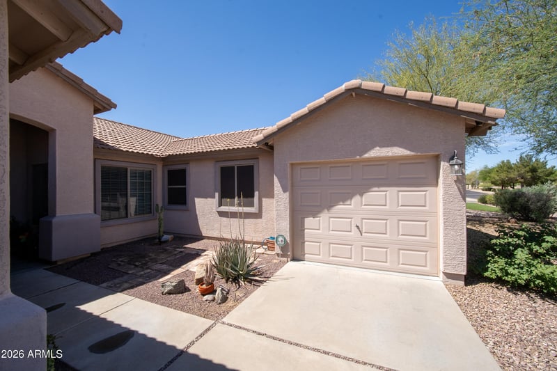 8369 W Luke Ave, Glendale, AZ 85305