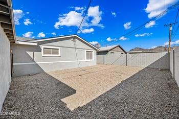 837 Alice Ave #B, Phoenix, AZ 85020