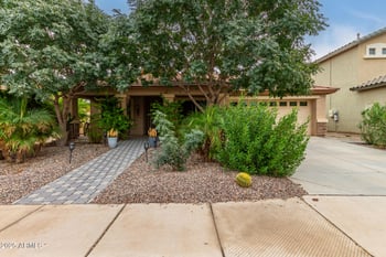 837 Dry Creek Rd, San Tan Valley, AZ 85143