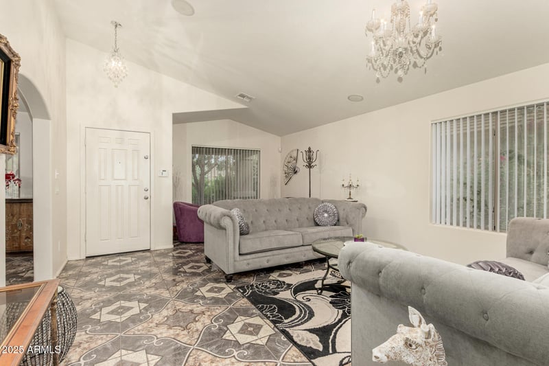 837 Dry Creek Rd, San Tan Valley, AZ 85143