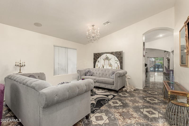 837 Dry Creek Rd, San Tan Valley, AZ 85143