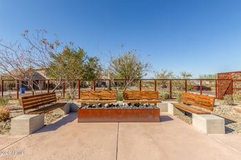 837 Monte Way, Phoenix, AZ 85042
