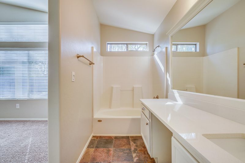 837 E Ross Ave, Phoenix, AZ 85024