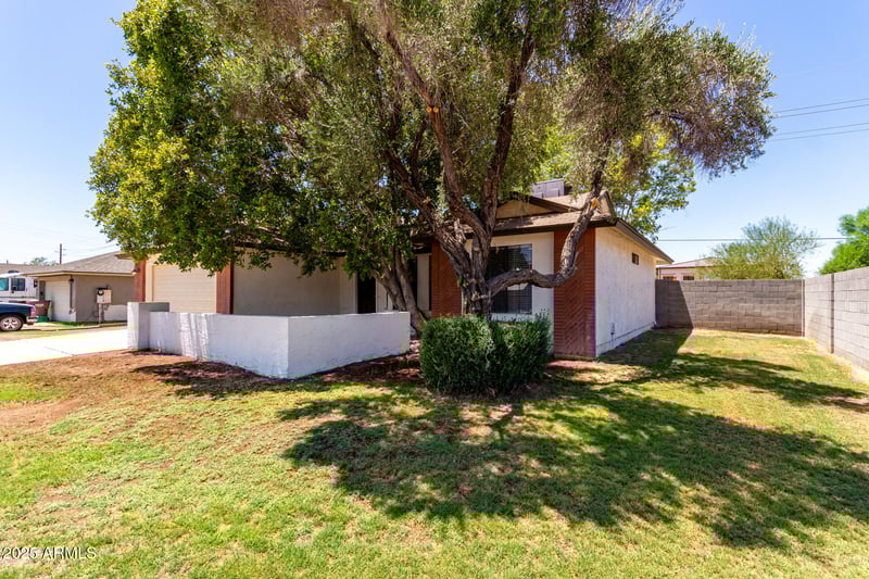 8370 90th Ln, Peoria, AZ 85345