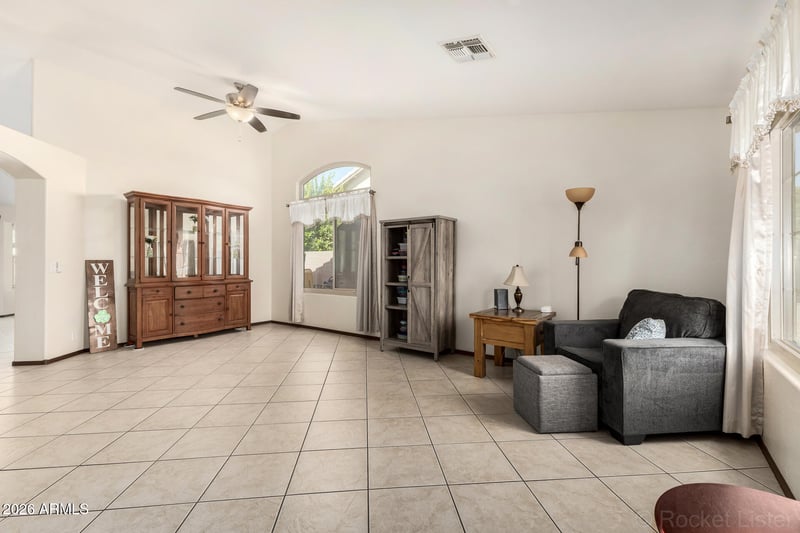 8370 88th Ln, Peoria, AZ 85345